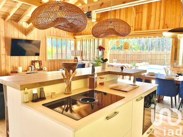 Maison à vendre 7 pièces 256 m² Saint-Julien-en-Born