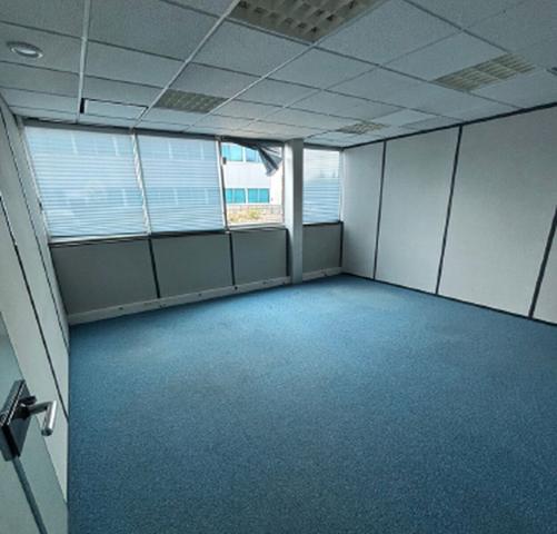 Bureaux à louer à Mérignac avec parking et fibre dans Parc Bagatelle