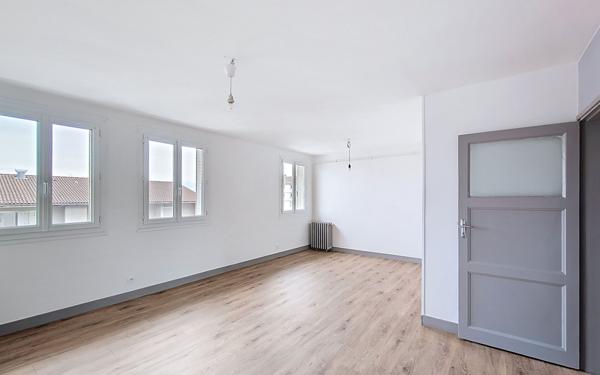 Appartement à vendre    4 pièces •  Aurillac
