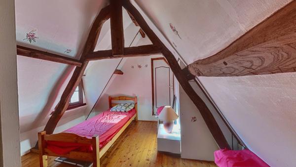 Charmant ensemble de caractère