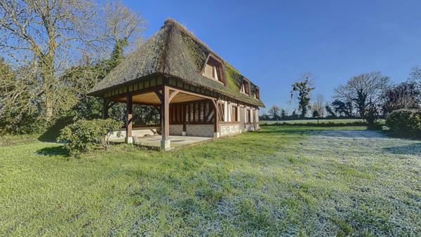 Charmant ensemble de caractère