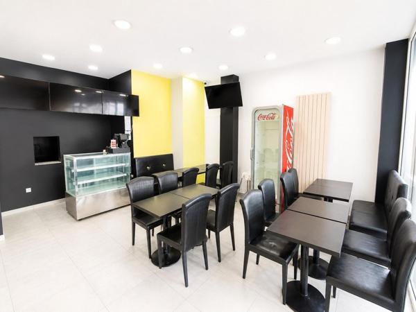 * Rare à Bondy Centre - Restaurant avec parking *
