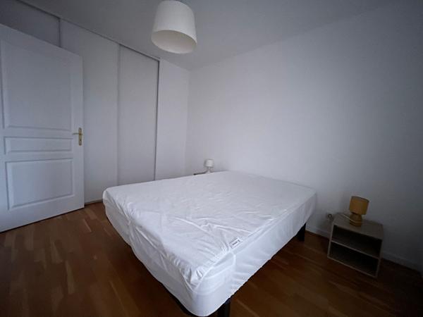 ORLEANS - Appartement 2  pièces de 45 m²  avec balcon - Barrière St-Marc MEUBLÉ