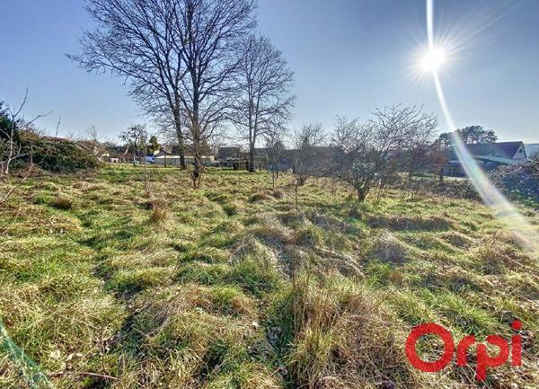 Terrain à vendre    1 775 m2 Urçay