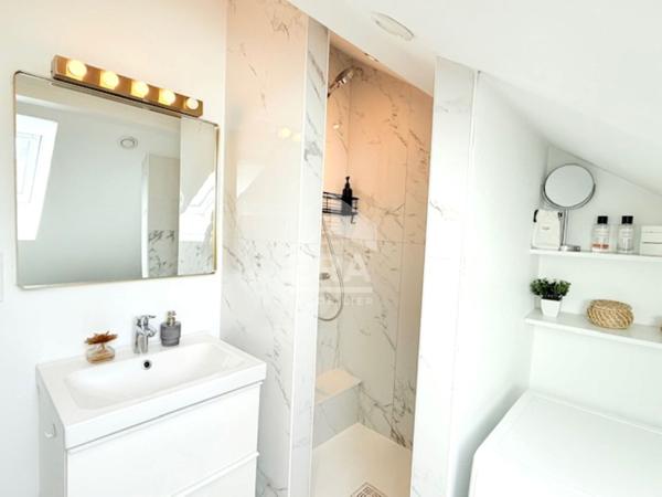 Appartement 3 pièces - 47m²  - MONTIGNY LES METZ