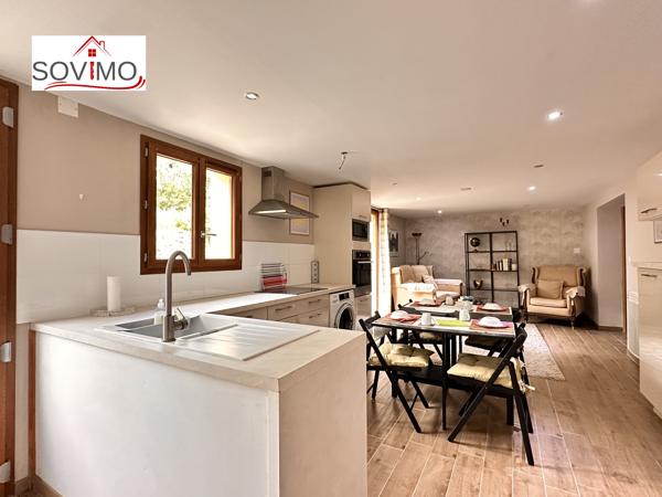 EN CAMPAGNE, DANS UN CADRE CHAMPÊTRE, MAISON FAMILIALE AVEC LOGEMENT INDÉPENDANT, VENDUE MEUBLÉE.