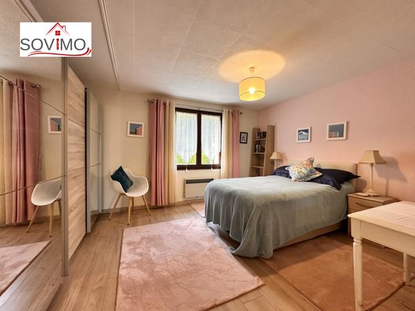 EN CAMPAGNE, DANS UN CADRE CHAMPÊTRE, MAISON FAMILIALE AVEC LOGEMENT INDÉPENDANT, VENDUE MEUBLÉE.