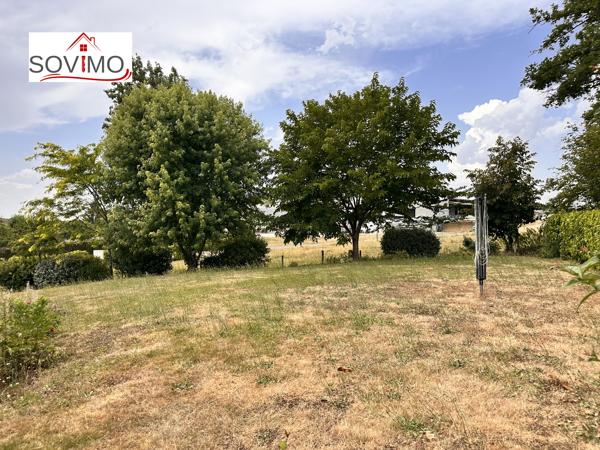 EN CAMPAGNE, DANS UN CADRE CHAMPÊTRE, MAISON FAMILIALE AVEC LOGEMENT INDÉPENDANT, VENDUE MEUBLÉE.