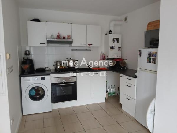Appartement à CENON, 33150 - 2 pièces 44m²