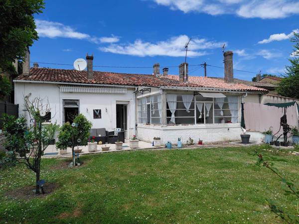 GRANDE MAISON AVEC JARDIN CENTRE MIRAMBEAU