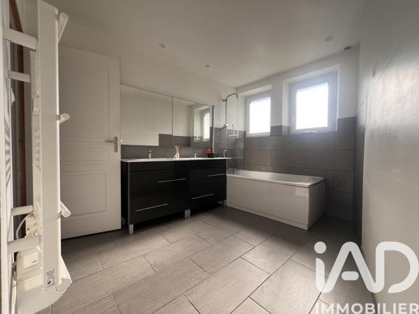 Maison à vendre 4 pièces 94 m² Valgelon-La Rochette