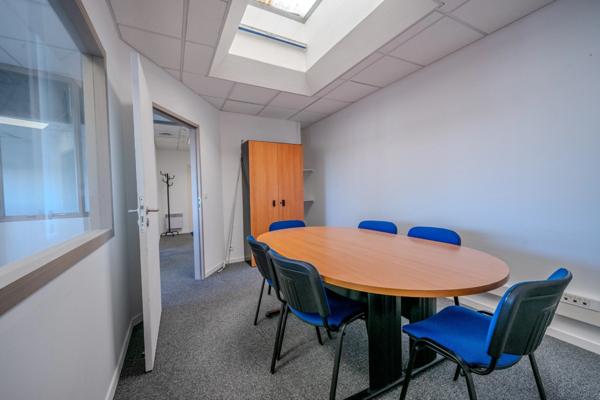 Local/bureau à louer LA ROCHELLE (17)