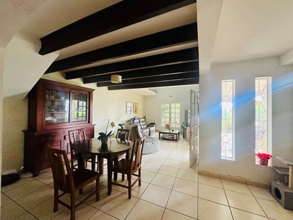 À vendre – Propriété spacieuse à La Montagne (97417), Ruisseau Blanc