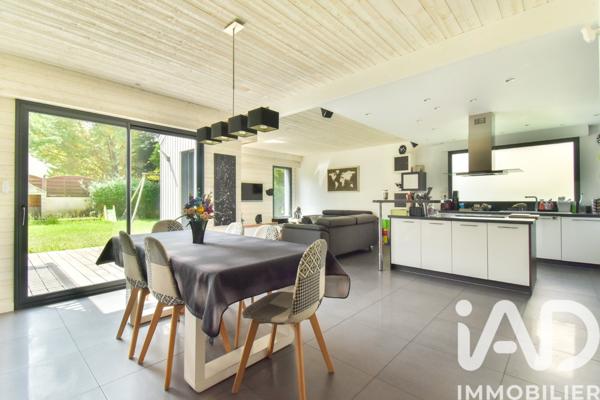 Maison à vendre 7 pièces 154 m² Montlignon