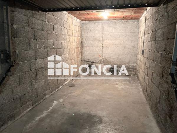 Location Parking 10 m² - LE DAUPHIN Voiron 38500