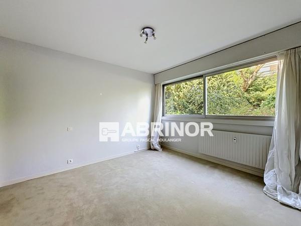 DELORY - MAGNIFIQUE T4 DANS UNE RESIDENCE DE GRAND STANDING - 2 GARAGES - 2 PARKING - 2 CAVES ROUBAIX
