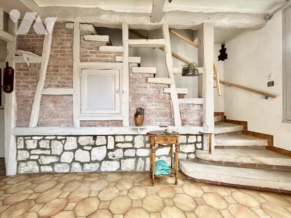 Ensemble immobilier avec garage et atelier