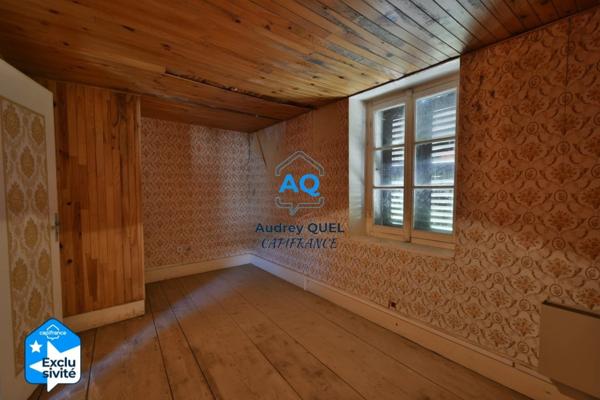 Maison ancienne à vendre 4 pièces - MONTANGES (01200)