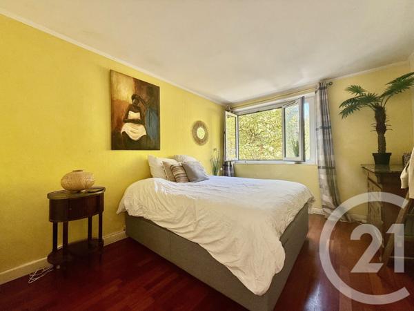 Appartement F4 à vendre  4 pièces - 91,93 m2 CLICHY - 92