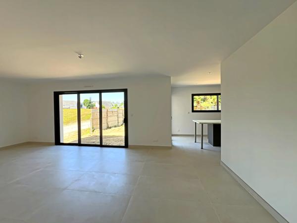 Bruz (35170) Maison familiale Surface habitable : 121 m² | Terrain : 300 m² | Garage | Vue sur le golf