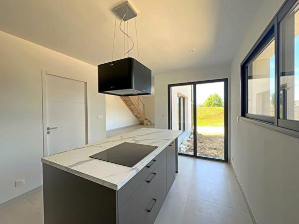 Bruz (35170) Maison familiale Surface habitable : 121 m² | Terrain : 300 m² | Garage | Vue sur le golf