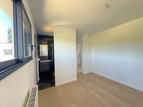 Bruz (35170) Maison familiale Surface habitable : 121 m² | Terrain : 300 m² | Garage | Vue sur le golf