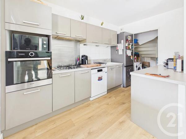 Maison à vendre  5 pièces - 110 m 2   VILLENAVE D ORNON  - 33