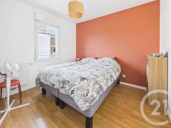 Maison à vendre  5 pièces - 110 m 2   VILLENAVE D ORNON  - 33