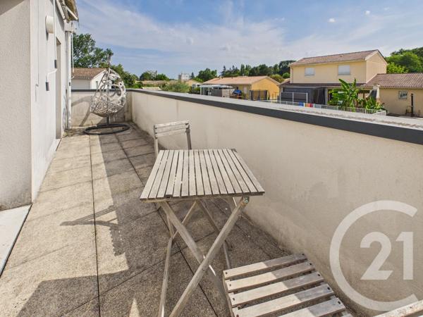 Maison à vendre  5 pièces - 110 m 2   VILLENAVE D ORNON  - 33