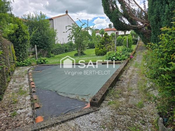 PAVILLON SUR SOUS SOL / 3 CHAMBRES / GRAND GARAGE / A L'ABSIE