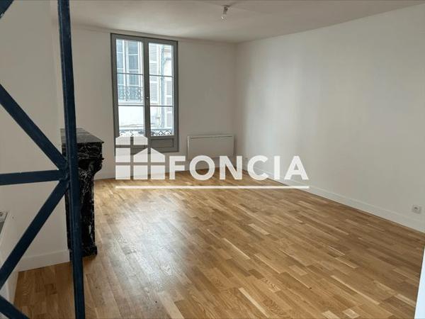 Location Appartement 3 pièces 49.25 m² - ENTREE AU 12 RUE DE LA FAUCONNERIE Orleans 45000