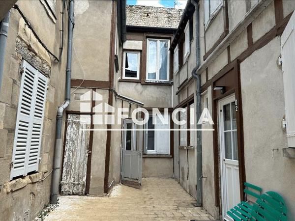 Location Appartement 3 pièces 49.25 m² - ENTREE AU 12 RUE DE LA FAUCONNERIE Orleans 45000