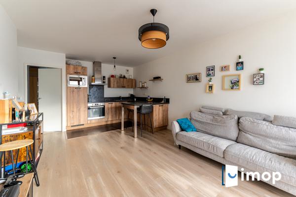 800m ligne 11 - T3 lumineux - parking - cellier