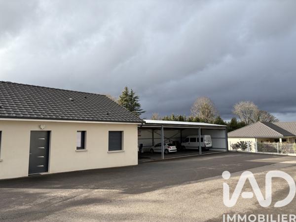 Immeuble à vendre 1 132 m² Magnac-Bourg