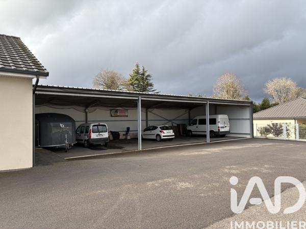 Immeuble à vendre 1 132 m² Magnac-Bourg