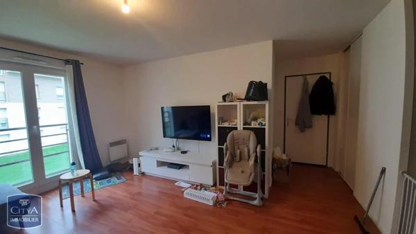 Appartement à louer 4 pièces 73.25m² Longueau (80330)