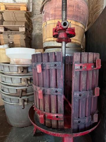 Domaine viticole bio clé en main – Maison de caractère & chai (Corbières)