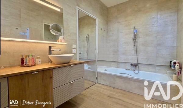 Maison à vendre 8 pièces 169 m² Loriol-sur-Drôme