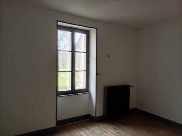 Belle maison de Bourg, idéal commerce ou chambre d’hôtes