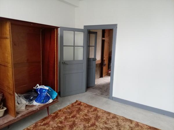 Belle maison de Bourg, idéal commerce ou chambre d’hôtes