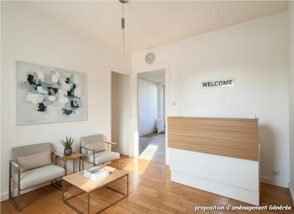 La Rochelle (17000) Local professionnel 52 m² + sous-sol – angle de rue très visible – fort potentiel