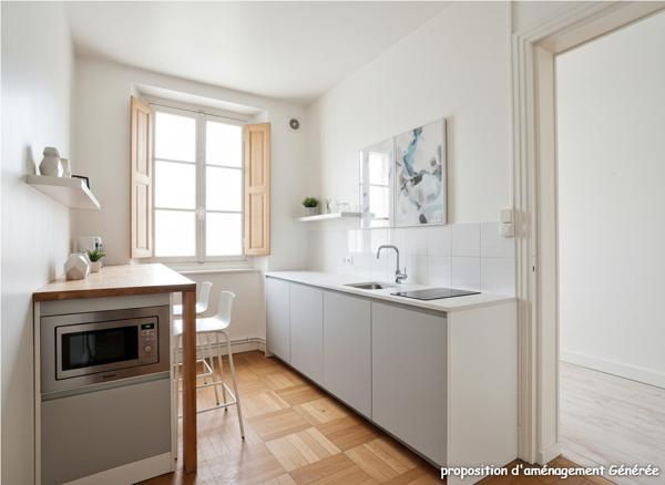 La Rochelle (17000) Local professionnel 52 m² + sous-sol – angle de rue très visible – fort potentiel