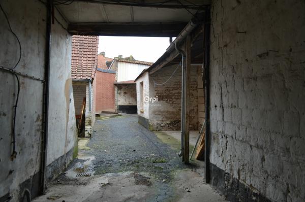 Maison à vendre    3 pièces •  Auxi-le-Château