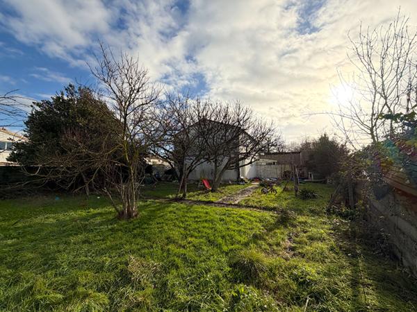 Maison 4 chambres jardin garage Rossignolette