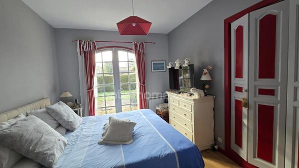 Maison de plain pied, 5 pièces, à vendre sur la commune de CESTAS. (33)