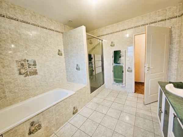 Maison à vendre 7 pièces (71)