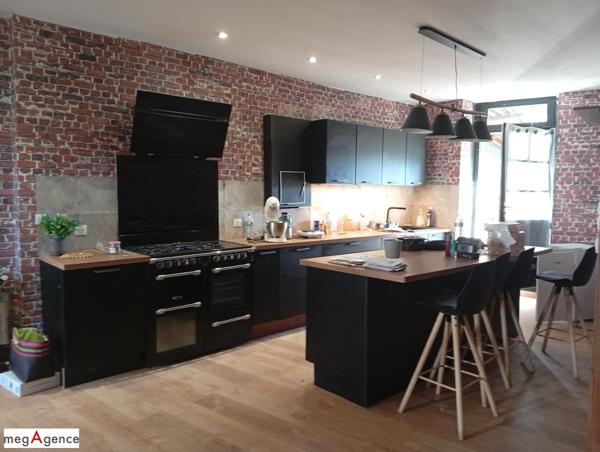 Maison à Saint-Germain-des-Fossés, 03260 - 7 pièces 140m²