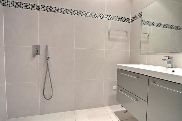 Local commercial Aubervilliers 145 m2