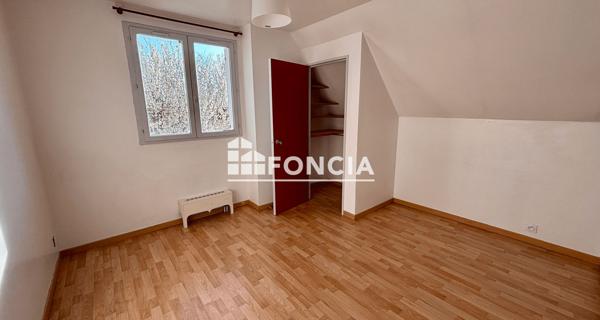 À vendre Maison 7 pièces 221 m² - Buxerolles 86180