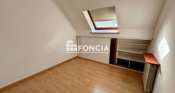 À vendre Maison 7 pièces 221 m² - Buxerolles 86180